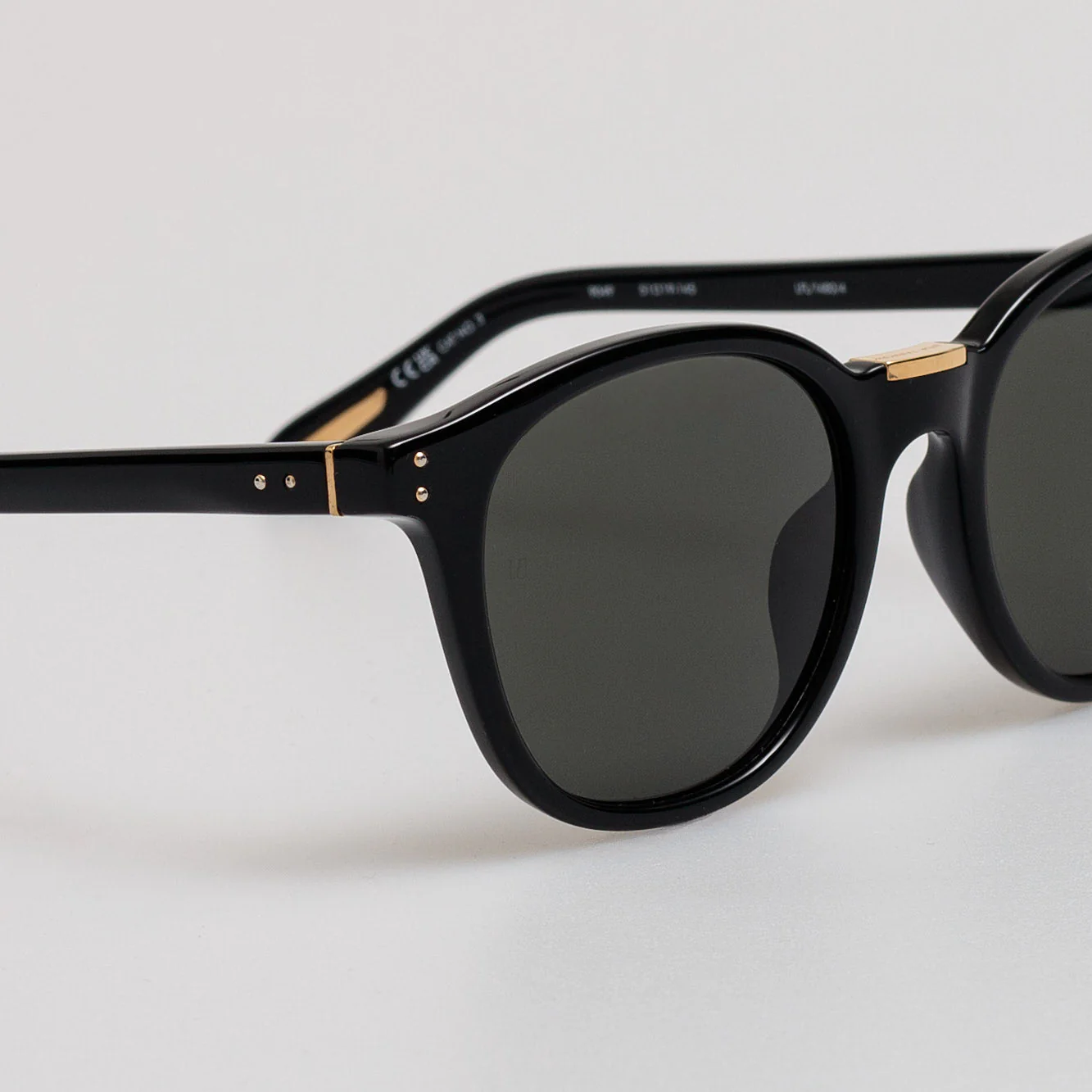 Powell Sunglasses in Black - Image 4
