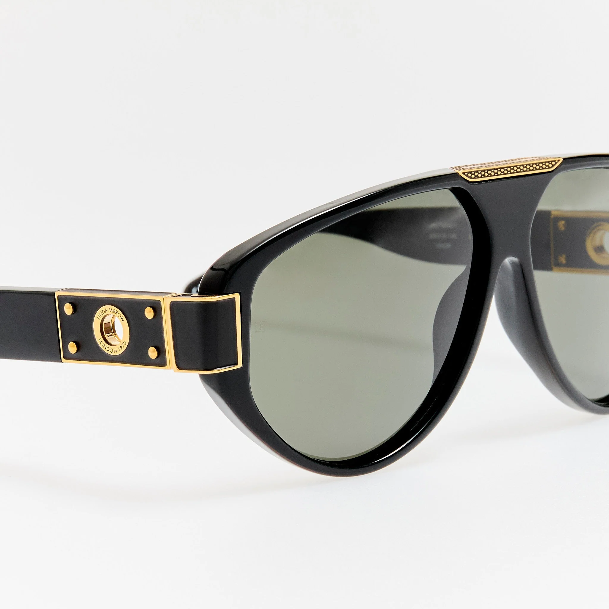 Rowan Sunglasses in Black - Image 6