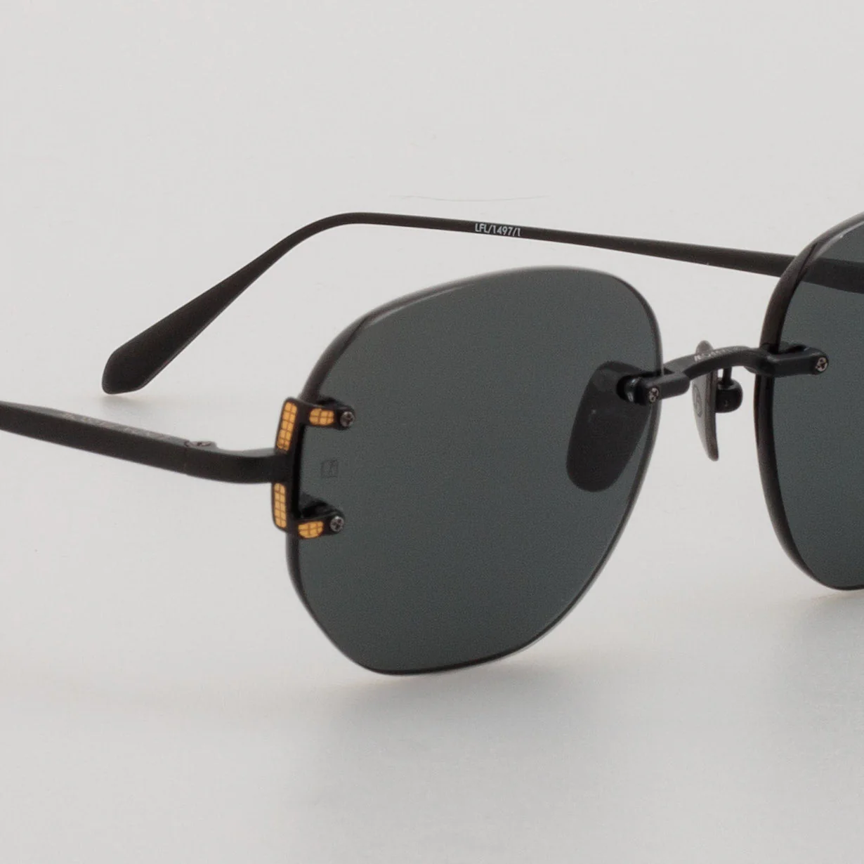 Sandor Sunglasses in Matt Nickel - Image 4