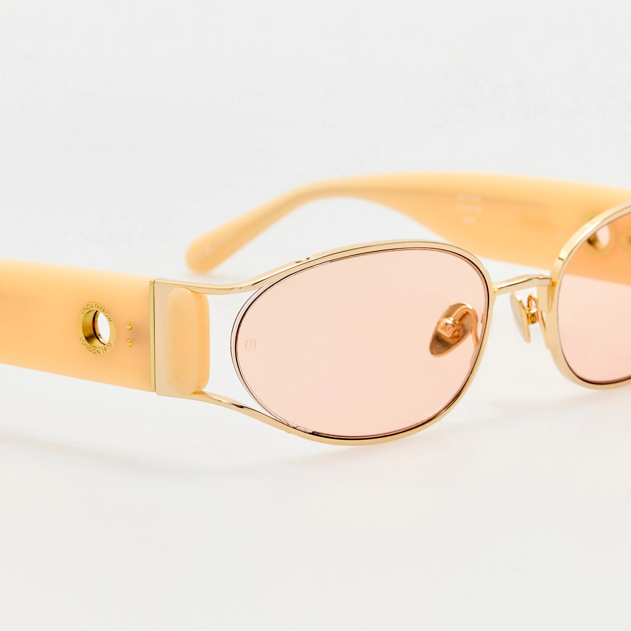 Shelby Sunglasses in Peach - Image 6