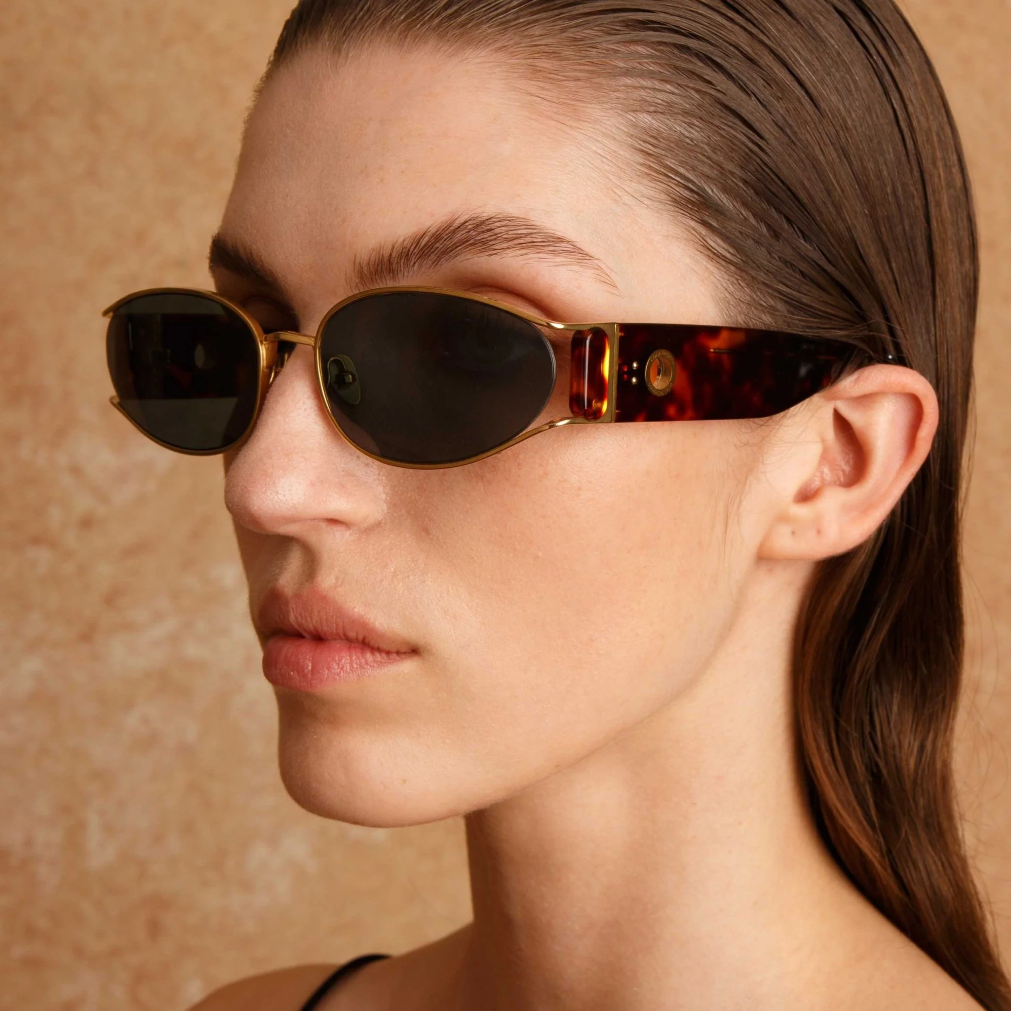 Shelby Sunglasses in Tortoiseshell - Image 4
