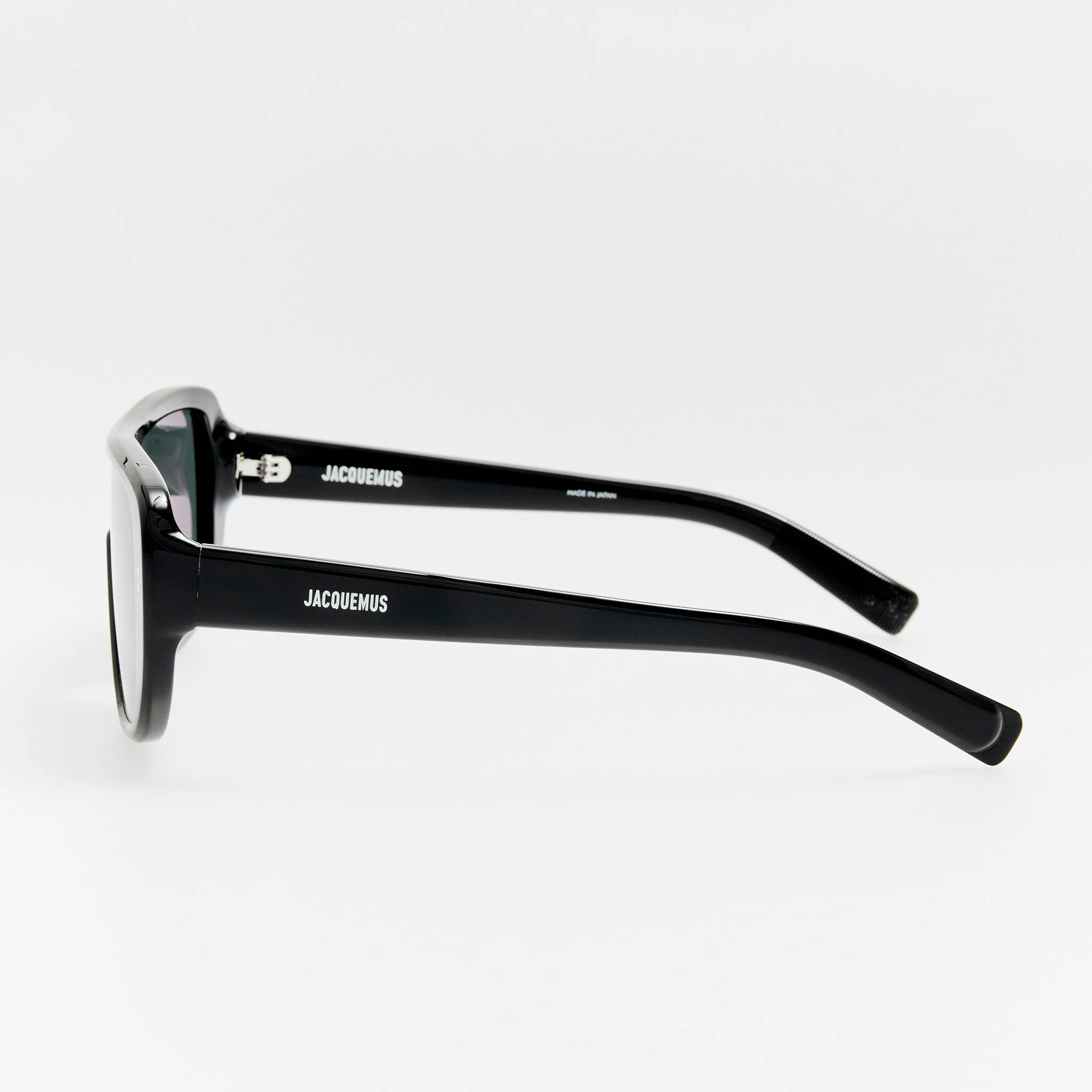 Masco Sunglasses in Black - Image 3