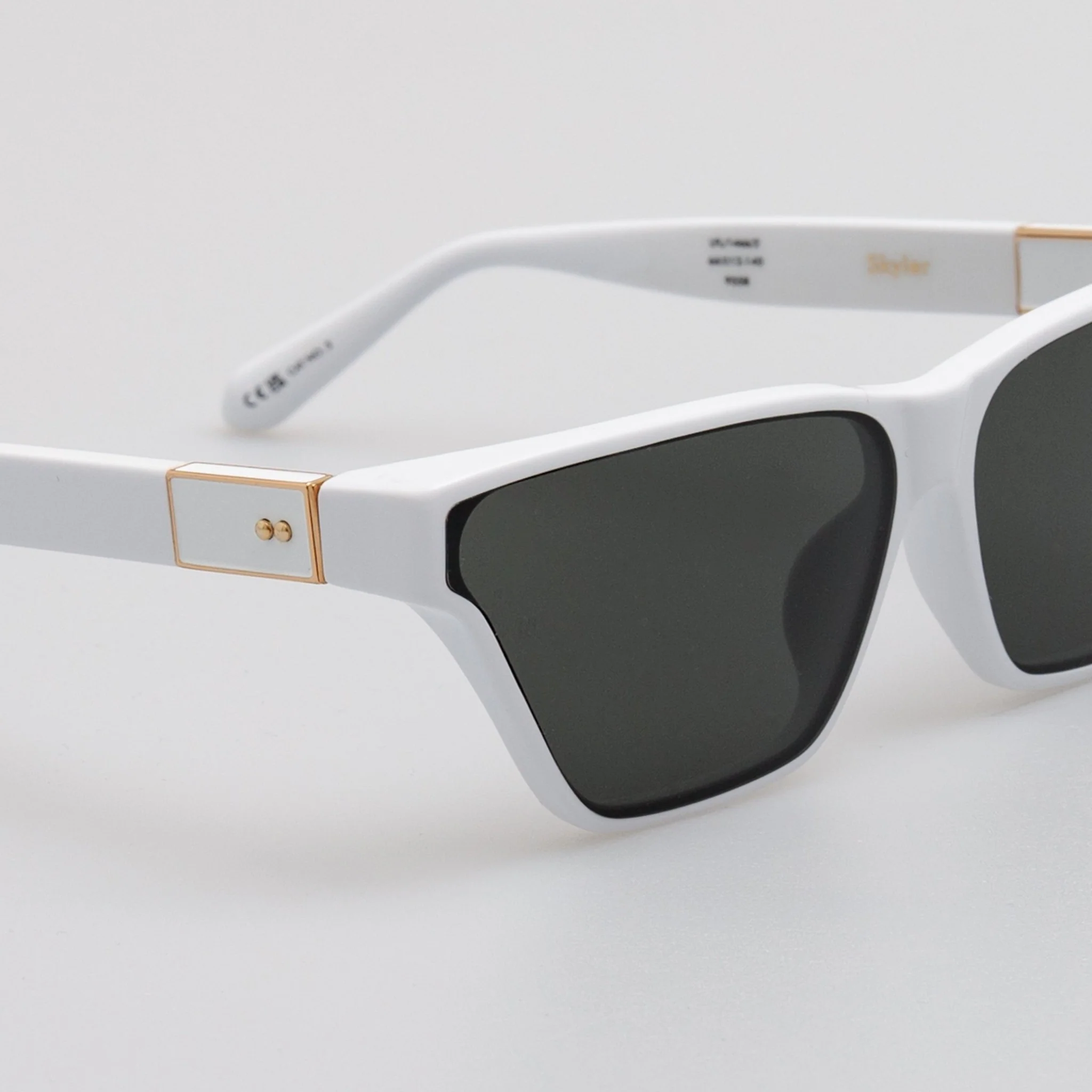 Skyler Cat-Eye Sunglasses in White - Image 4