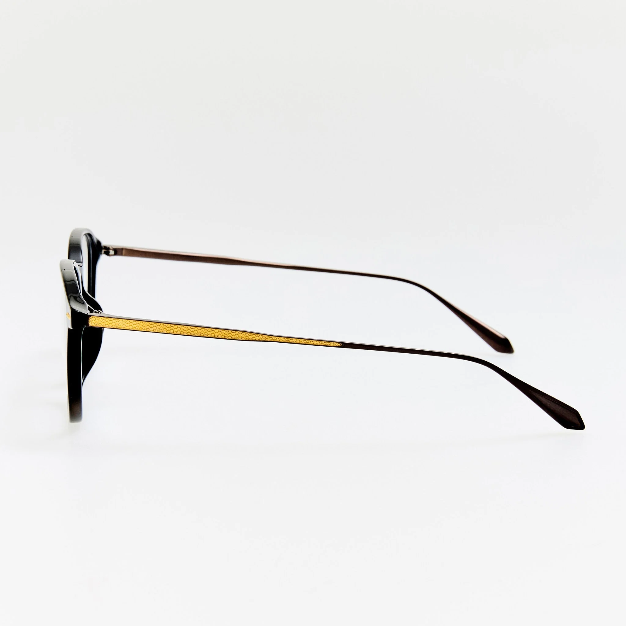 Stanley Optical in Black - Image 5