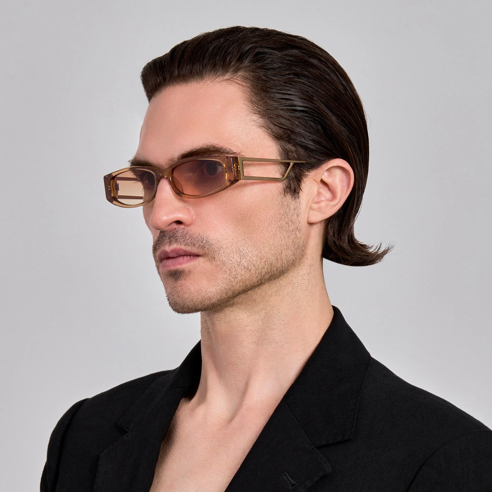 Susie Vista Temple Sunglasses in Honey - Image 4