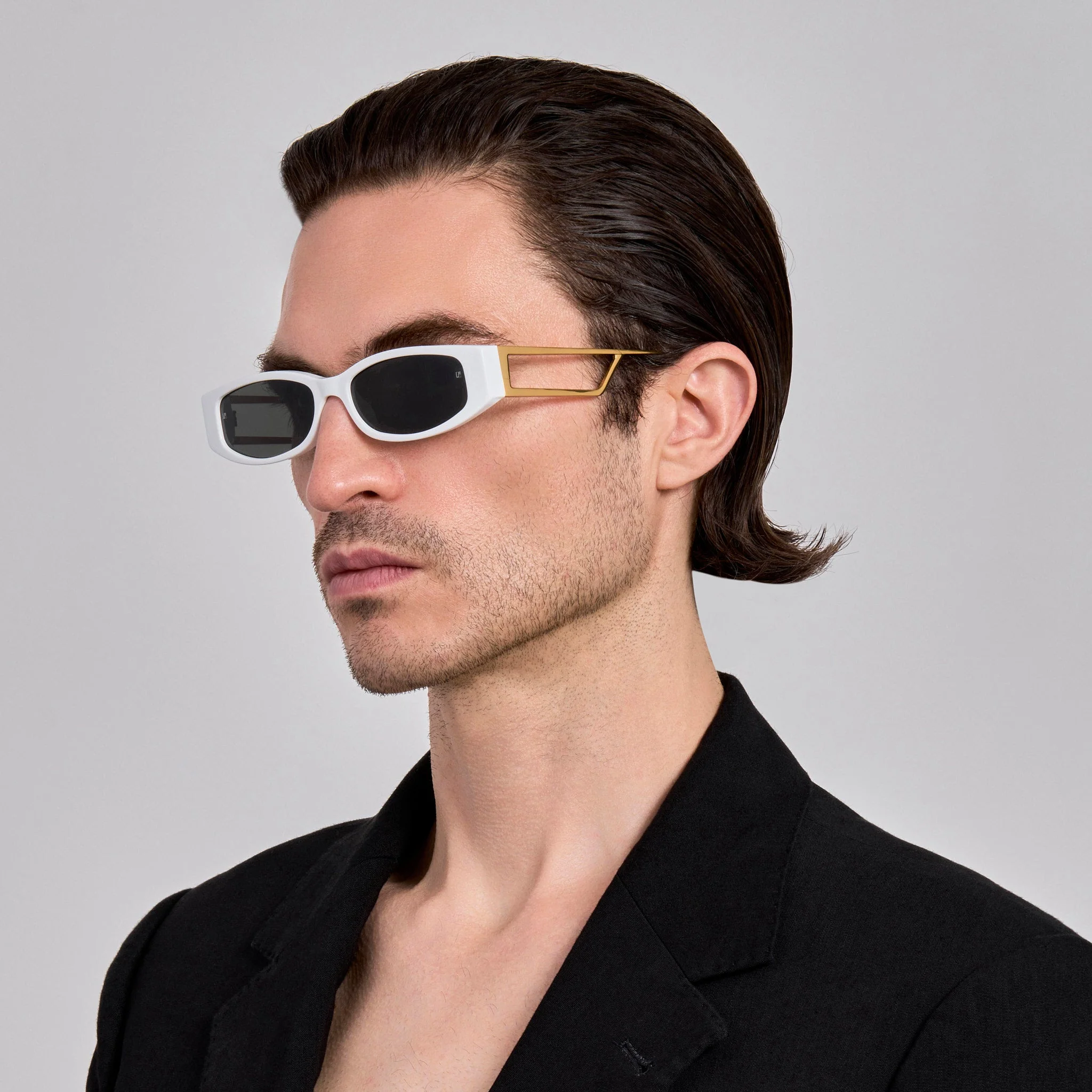 Susie Vista Temple Sunglasses in White - Image 4