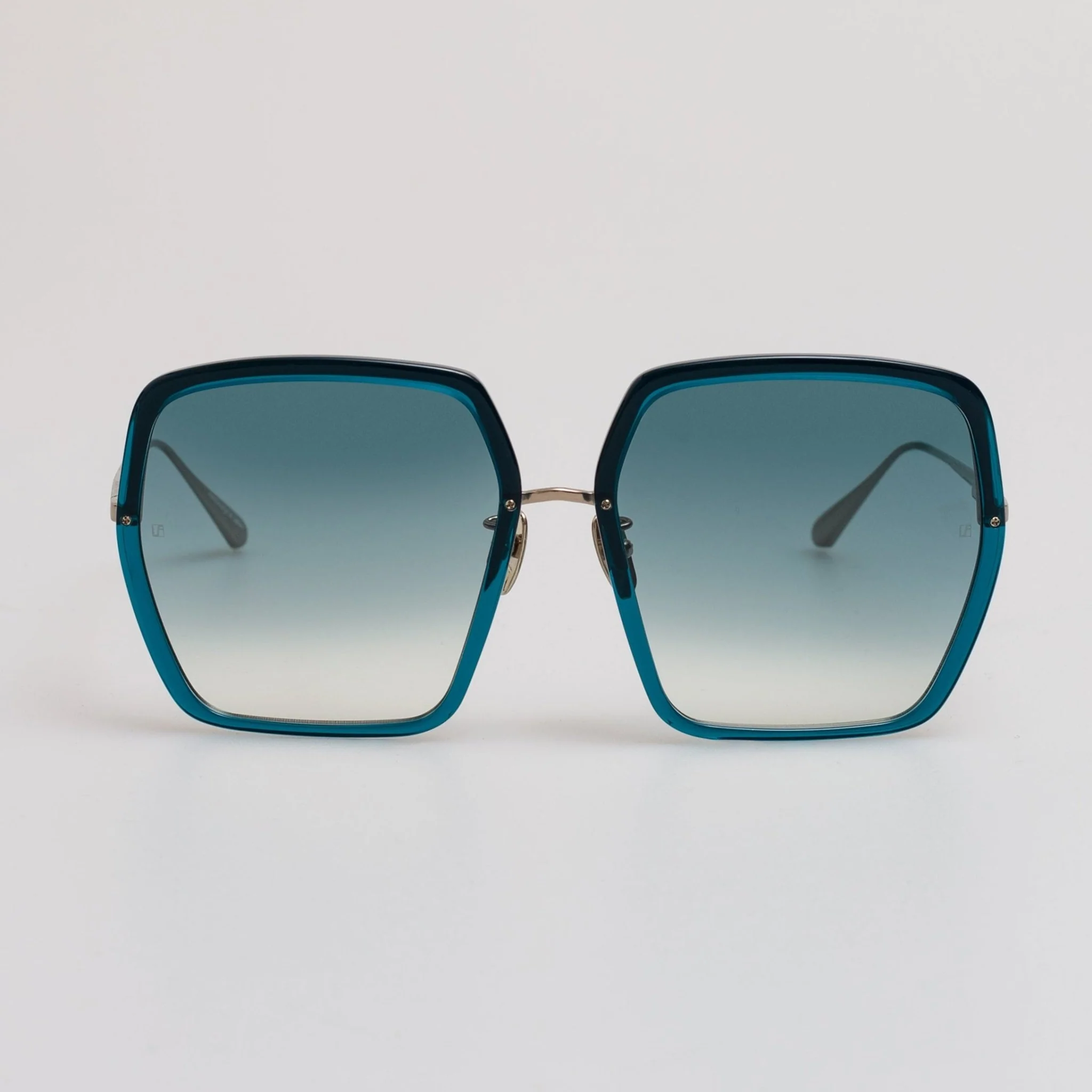 Syan Oversize Sunglasses in Aqua