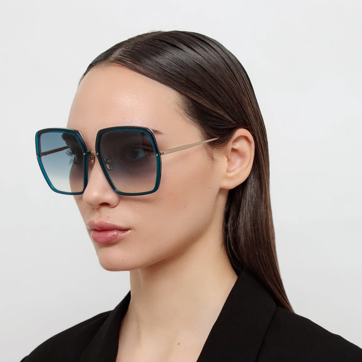 Syan Oversize Sunglasses in Aqua - Image 3