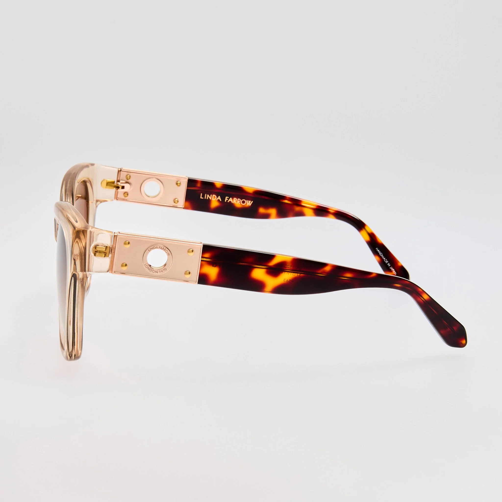 Tamara Cat Eye Sunglasses in Ash - Image 4