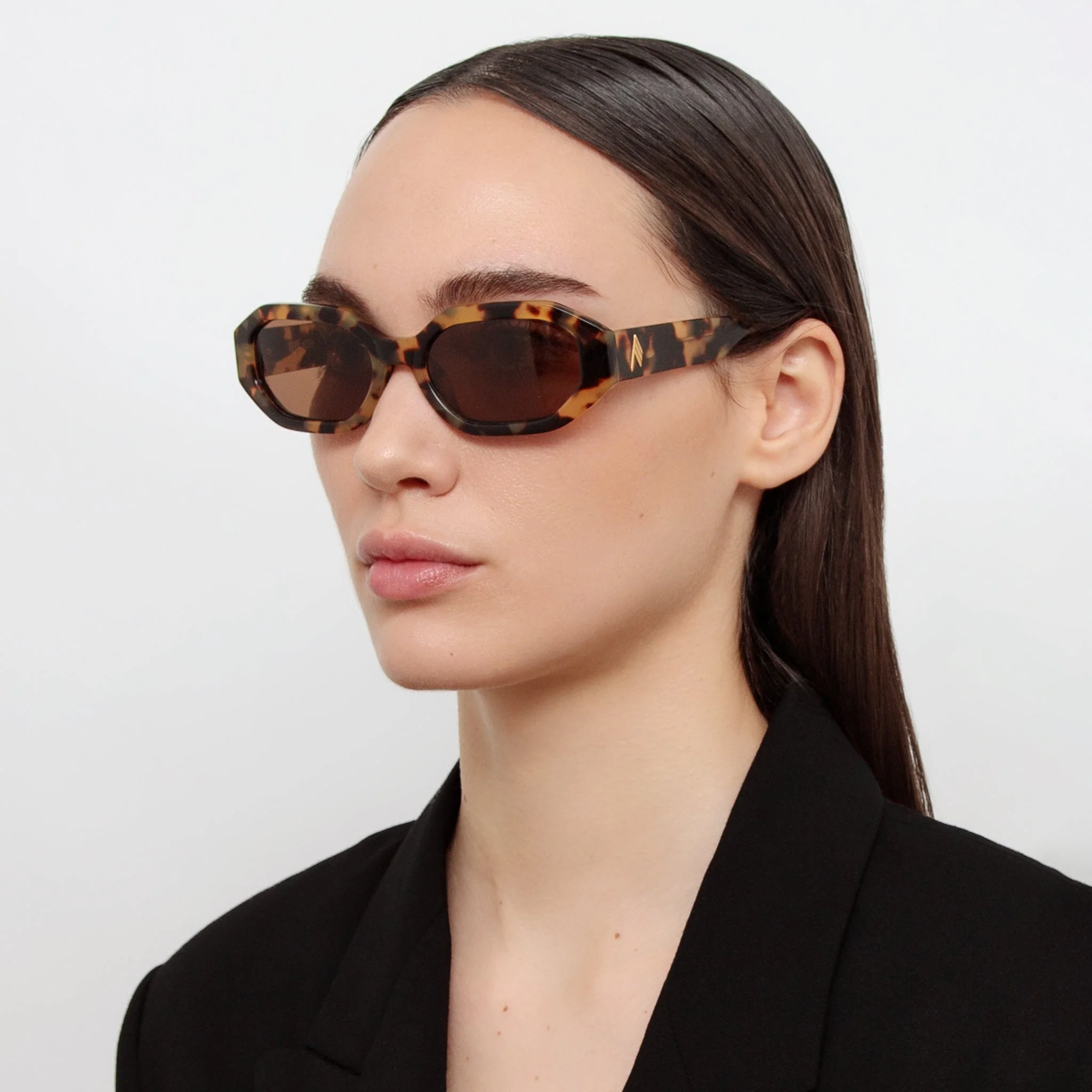 Irene Angular Sunglasses in Tortoiseshell and Brown - Image 3