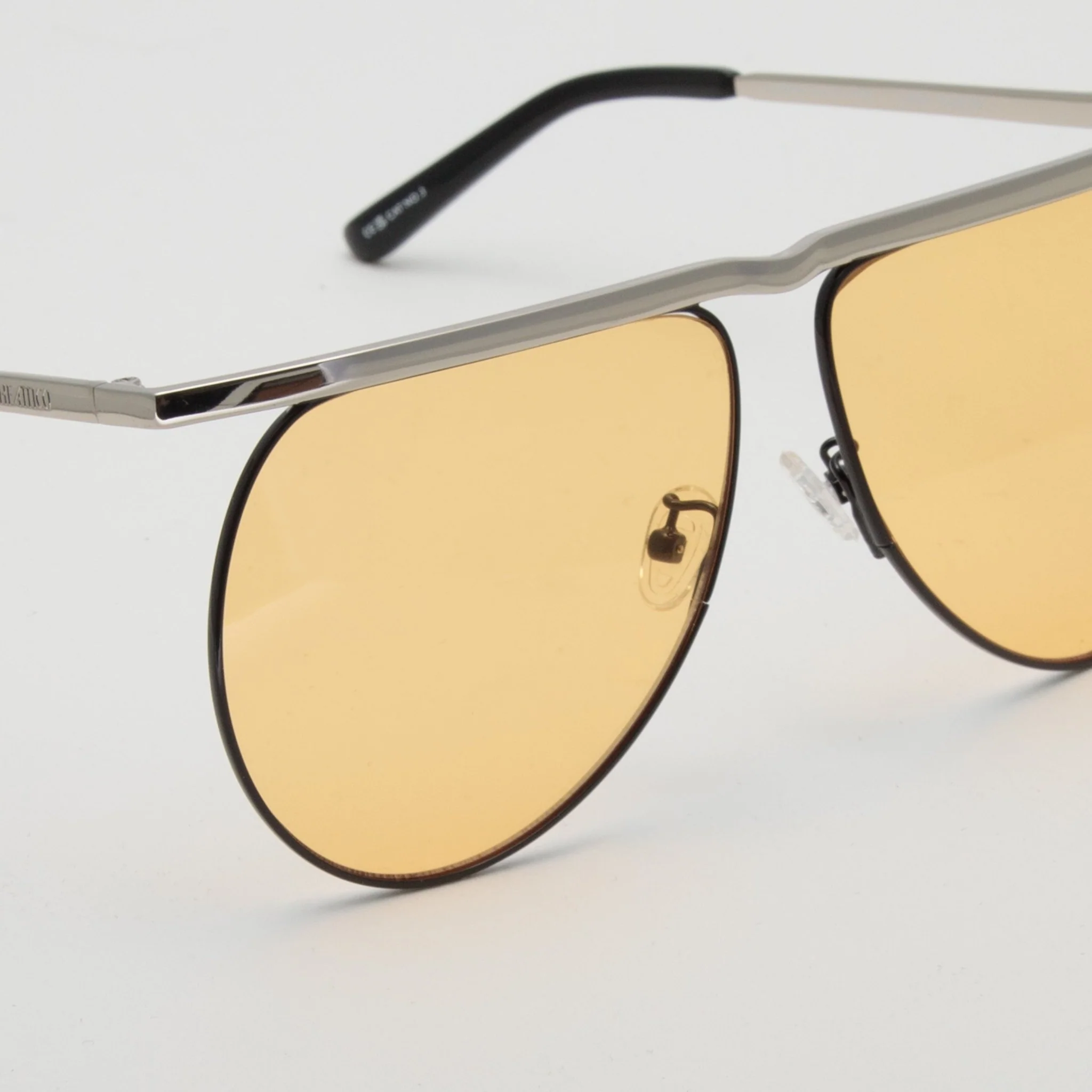 Mina Aviator Sunglasses in Silver and Peach - Image 3